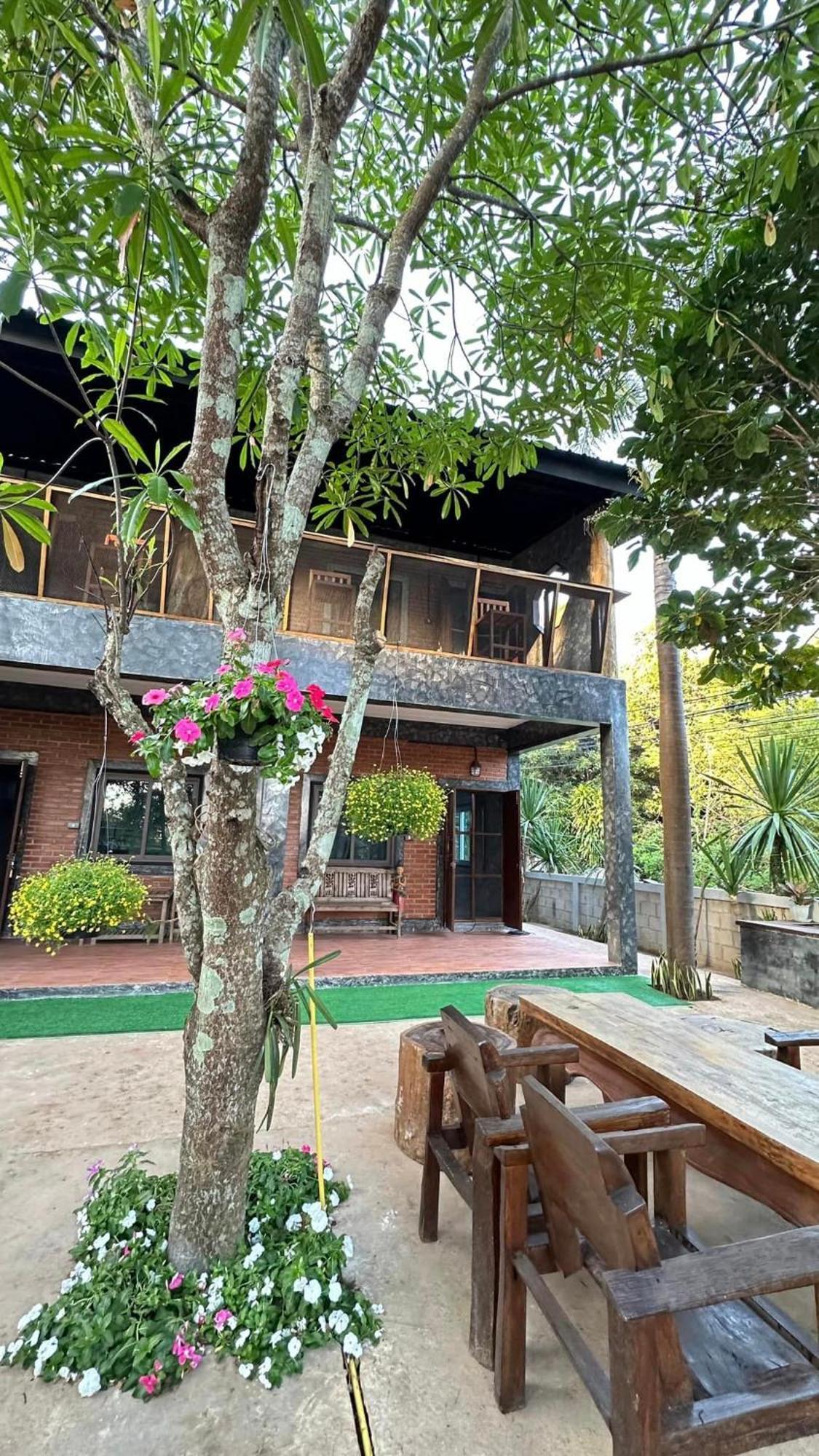 บ้านภทรพรรณ ขุนยวม แม่ฮ่องสอน Ban Pataraphan Khunyuam Maehongson Thailand Ban Khun Yuam 외부 사진